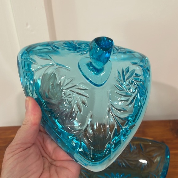 Vtg Hazel Atlas Capri Blue Glass Triangle Pinwheel Lidded Candy Dish - Picture 4 of 6